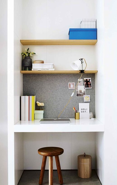 bureau dans une niche